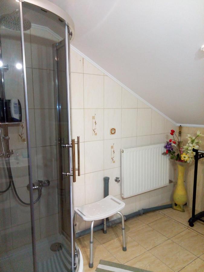 Homestay Strozowka Gorlice Eksteriør bilde