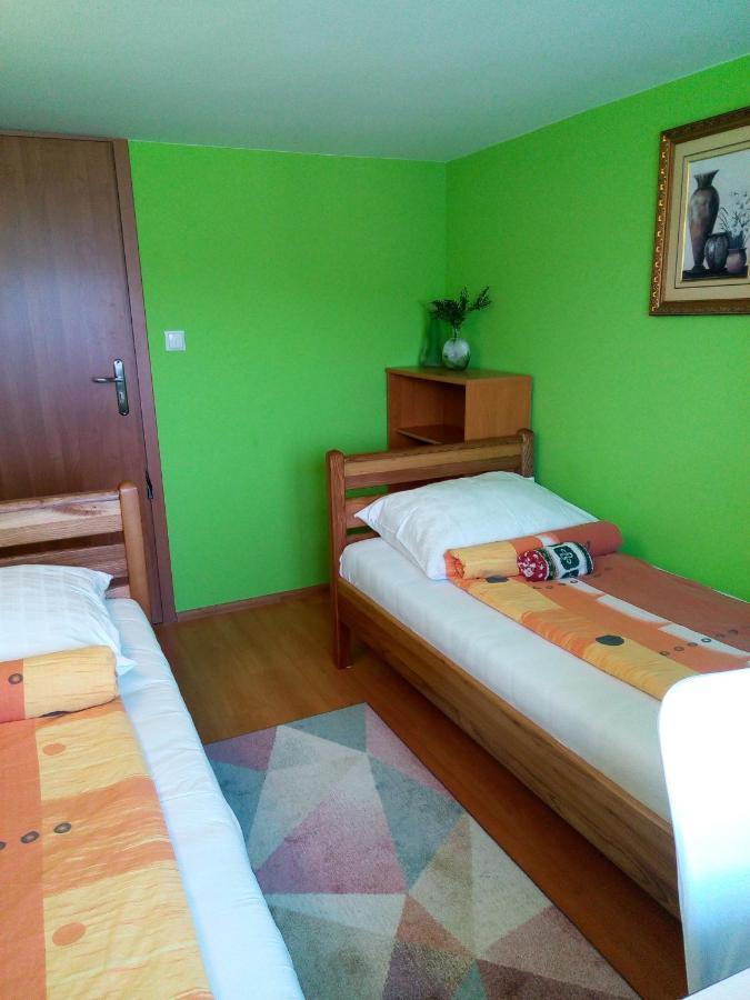 Homestay Strozowka Gorlice Eksteriør bilde