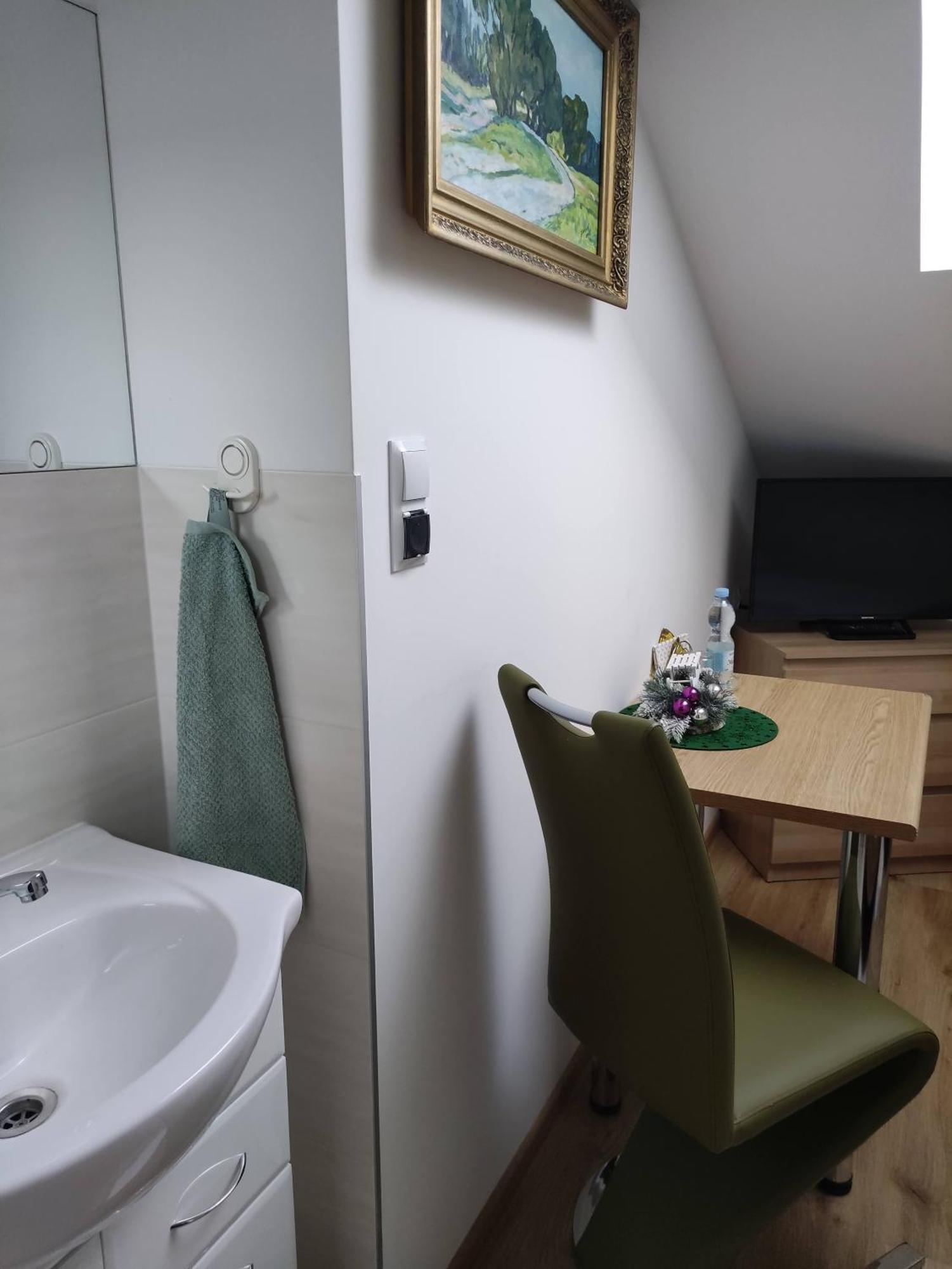 Homestay Strozowka Gorlice Eksteriør bilde