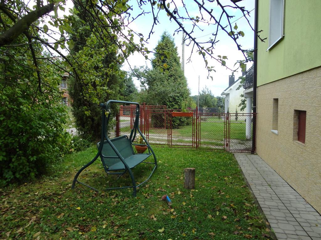Homestay Strozowka Gorlice Eksteriør bilde